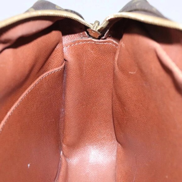 LOUIS VUITTON Monogram Compiegne 28 Clutch Bag - Picture 14 of 16